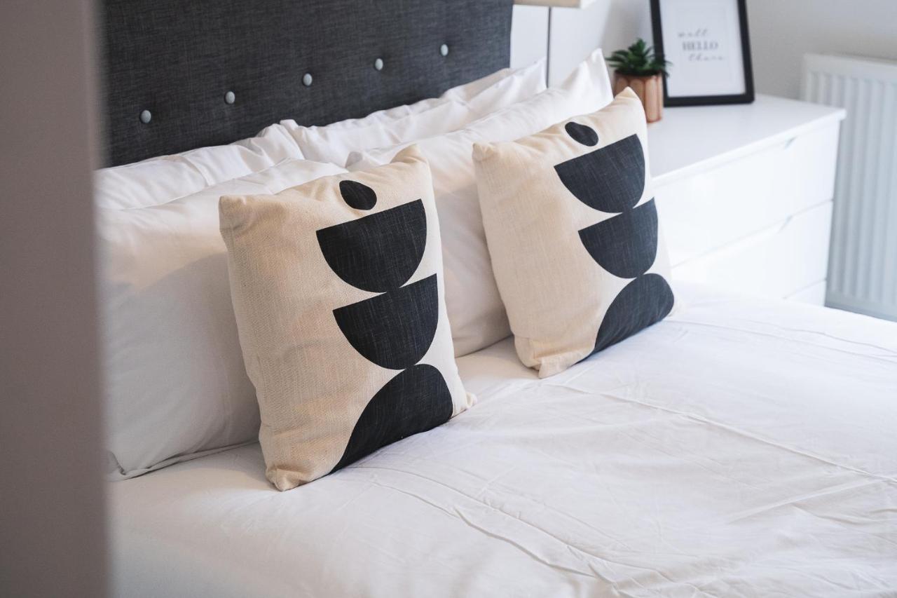 City Centre 2-Bed - New - Free Wi-Fi - Central Манчестер Экстерьер фото