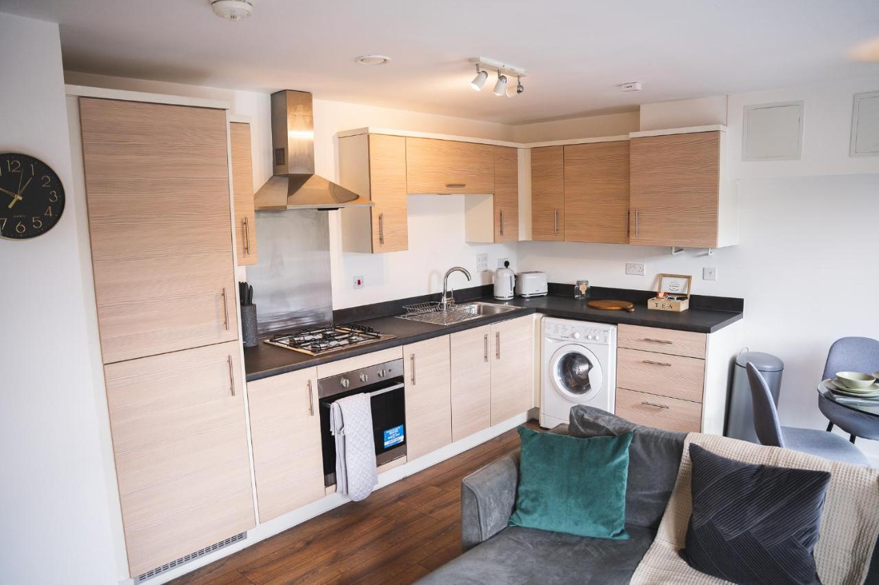 City Centre 2-Bed - New - Free Wi-Fi - Central Манчестер Экстерьер фото