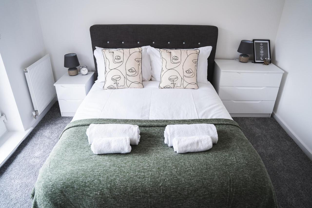 City Centre 2-Bed - New - Free Wi-Fi - Central Манчестер Экстерьер фото